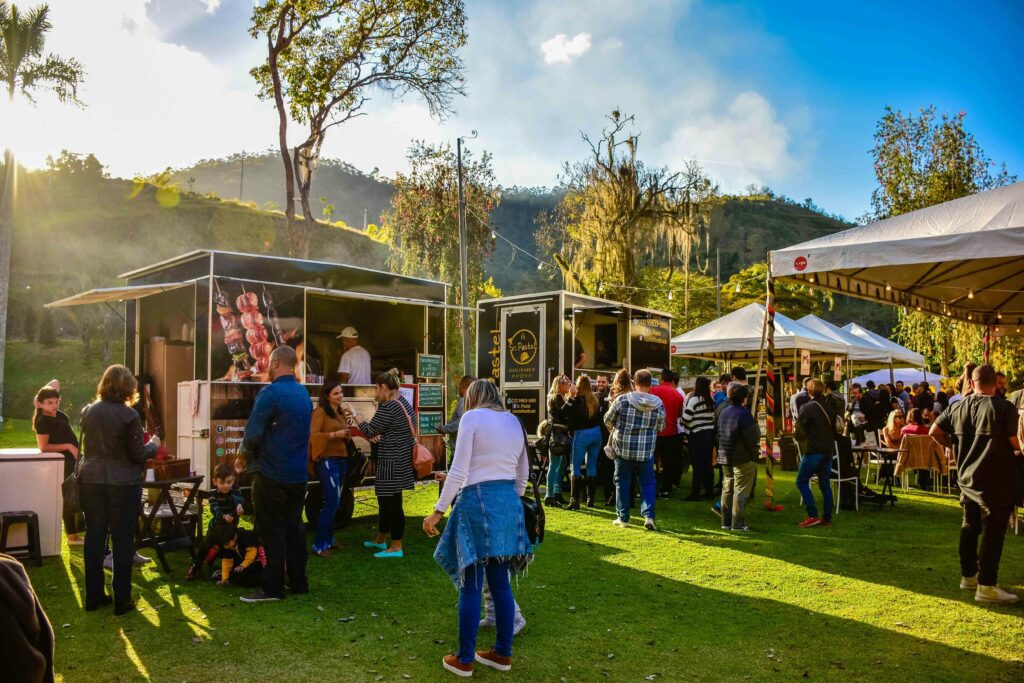 food truck Photo by Soraya Mata